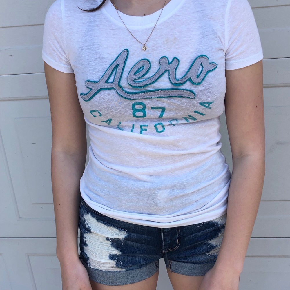 Two Aeropostale XS ladies/girls L tees